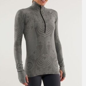 Lululemon Run Swiftly Take Flight Long Sleeve 1/2 Zip Size 8 in Grey